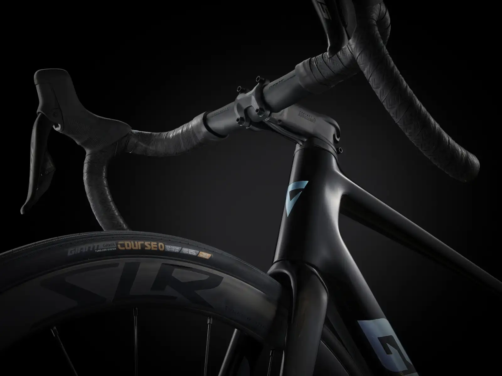Giant TCR Advanced Pro 1 Di2 road bike Carbon
