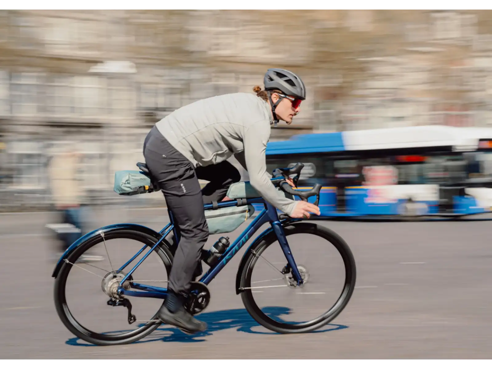 Isaac Kaon 105 Di2 2x12 gravel bike Saphire Blue