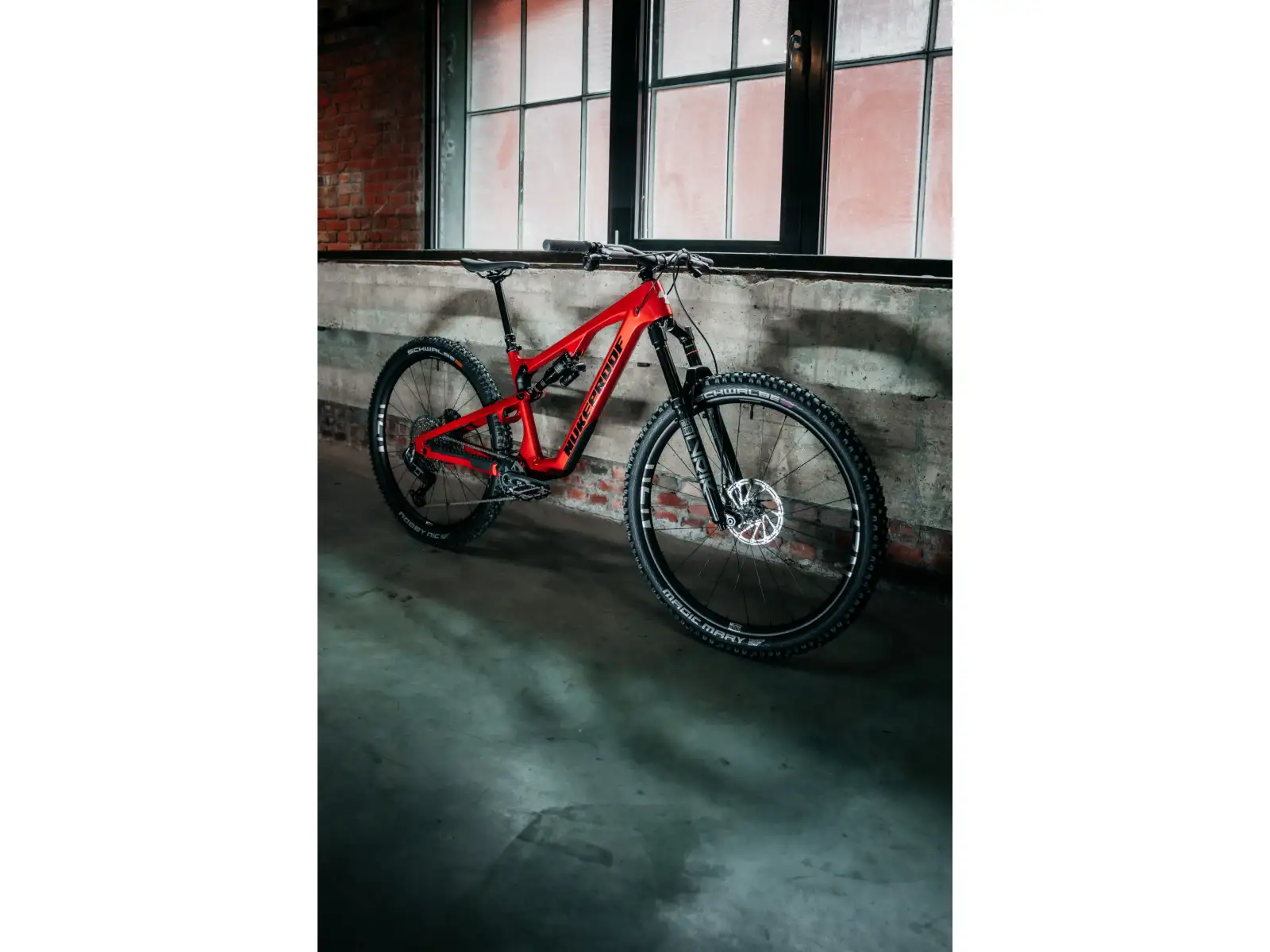 Nukeproof Reactor Carbon Pro 290 T-GX full suspension bike Red