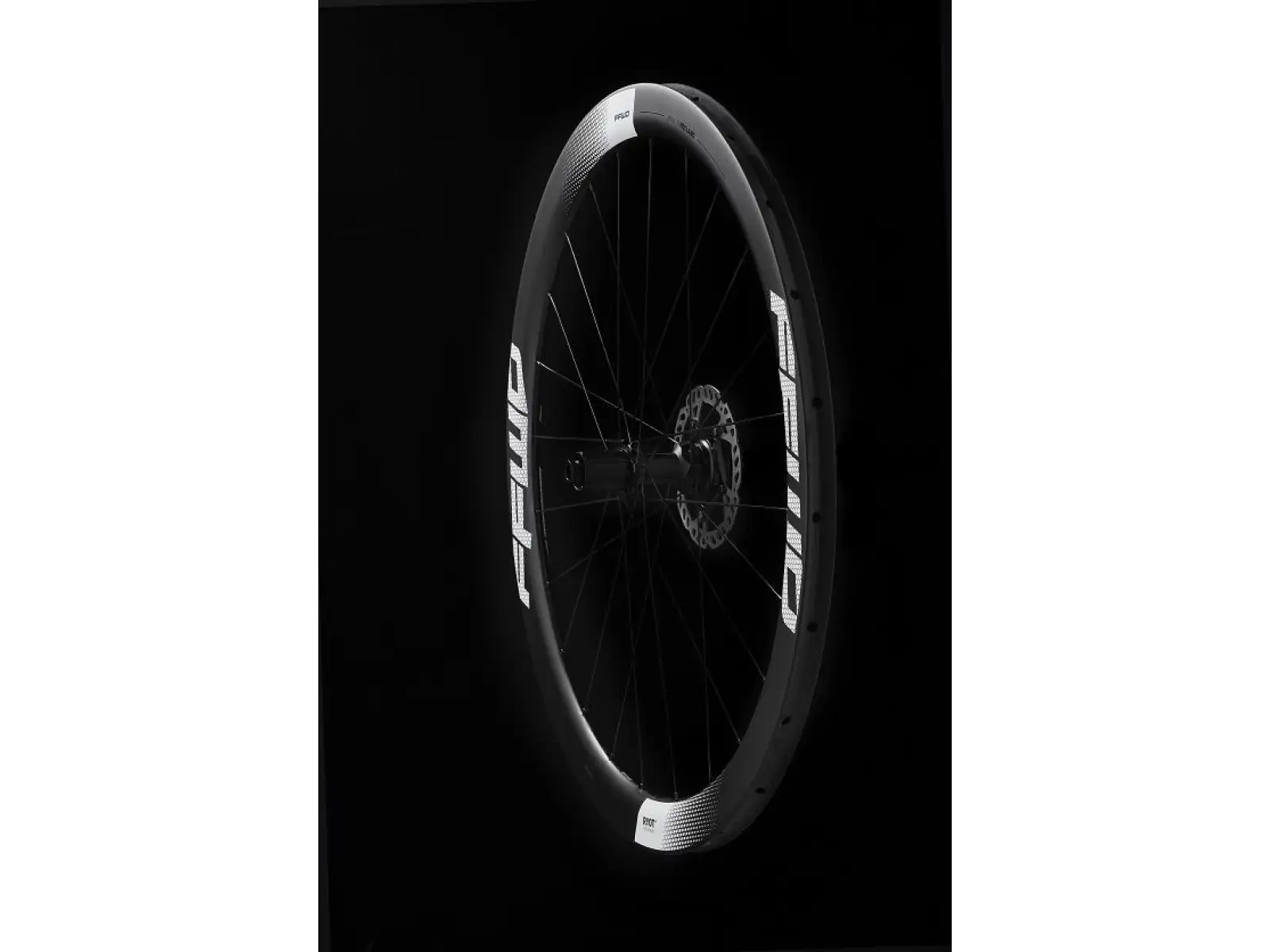 FFWD RYOT44 DT240 2:1 EXP road carbon wheels White tubular, Shimano 11/12sp freehub.