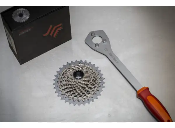 Unior cassette puller for Sram X-Range