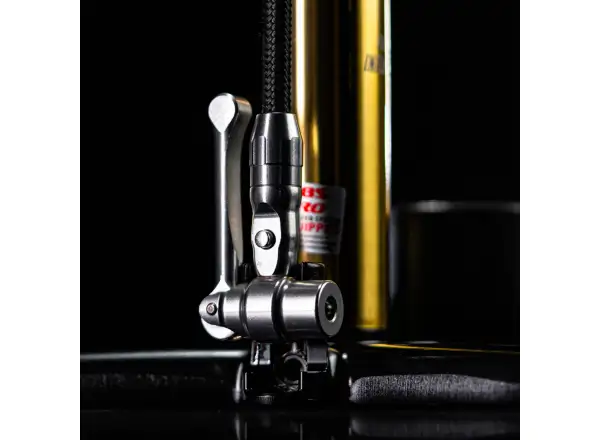 Lezyne 18K Digital Drive floor pump GOLD/BLACK