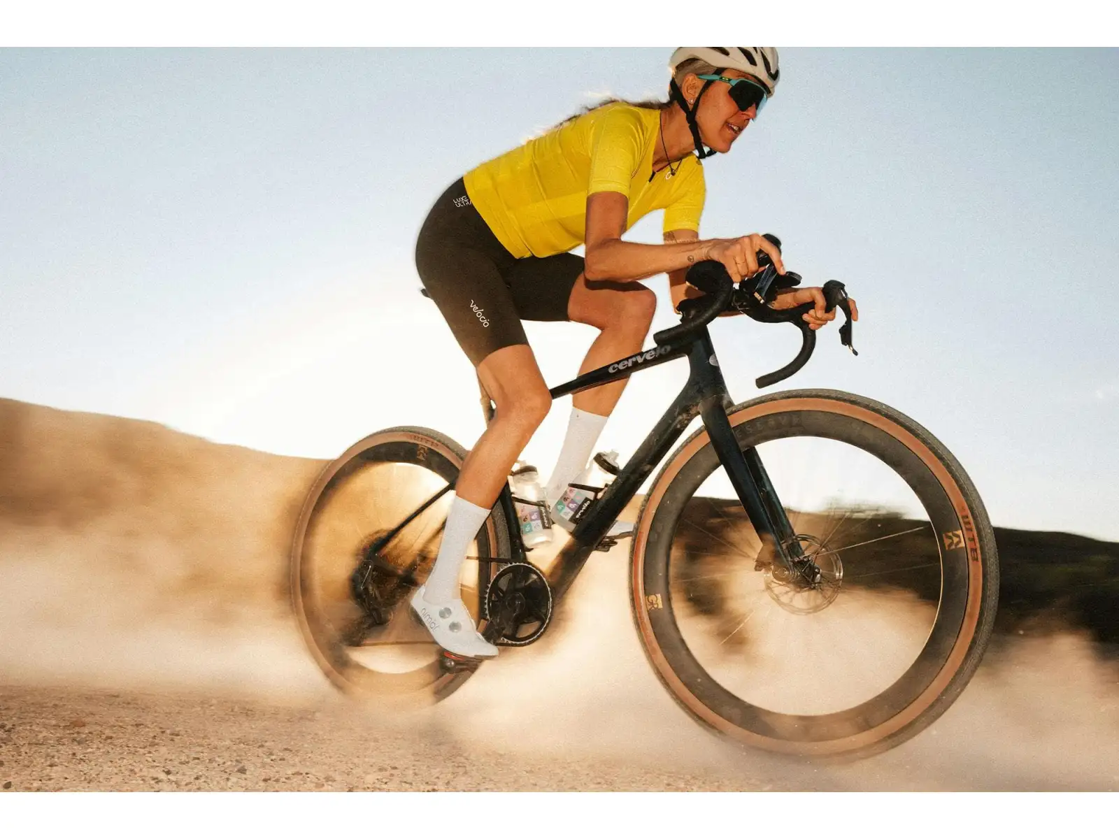 Cervélo Aspero Shimano GRX RX825 Di2 gravel bike Quarry