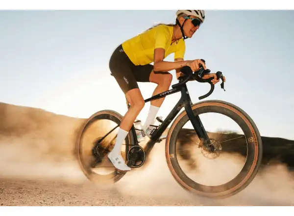 Cervélo Aspero Shimano GRX RX825 Di2 gravel bike Quarry
