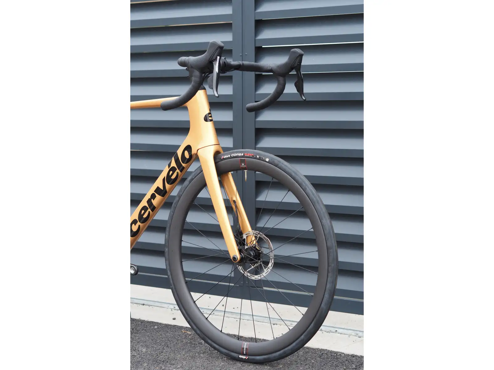 Cervélo Soloist Force eTap AXS road bike gold dust