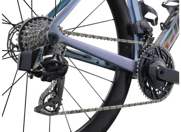 Giant Propel Advanced Pro 0 AXS road bike Prismatic Haze