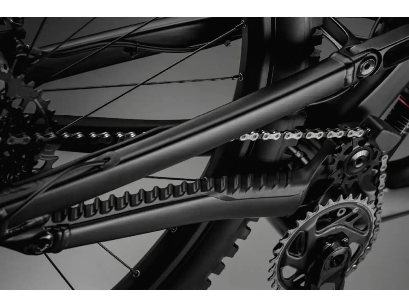 GT Force Carbon Pro DGR mountain bike