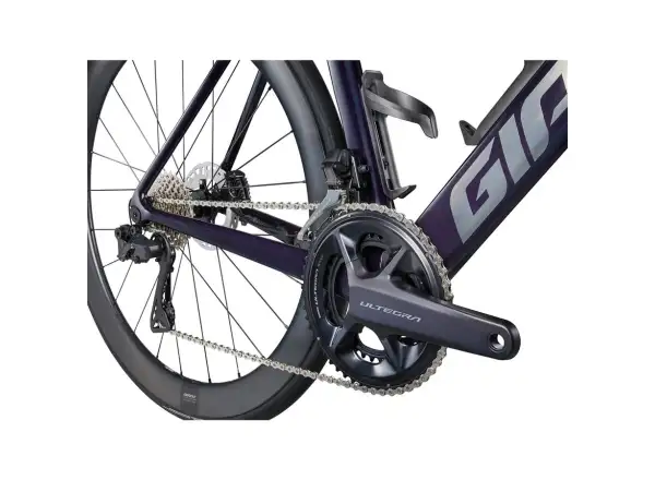 Giant Propel Advanced Pro 0 Di2 road bike black currant