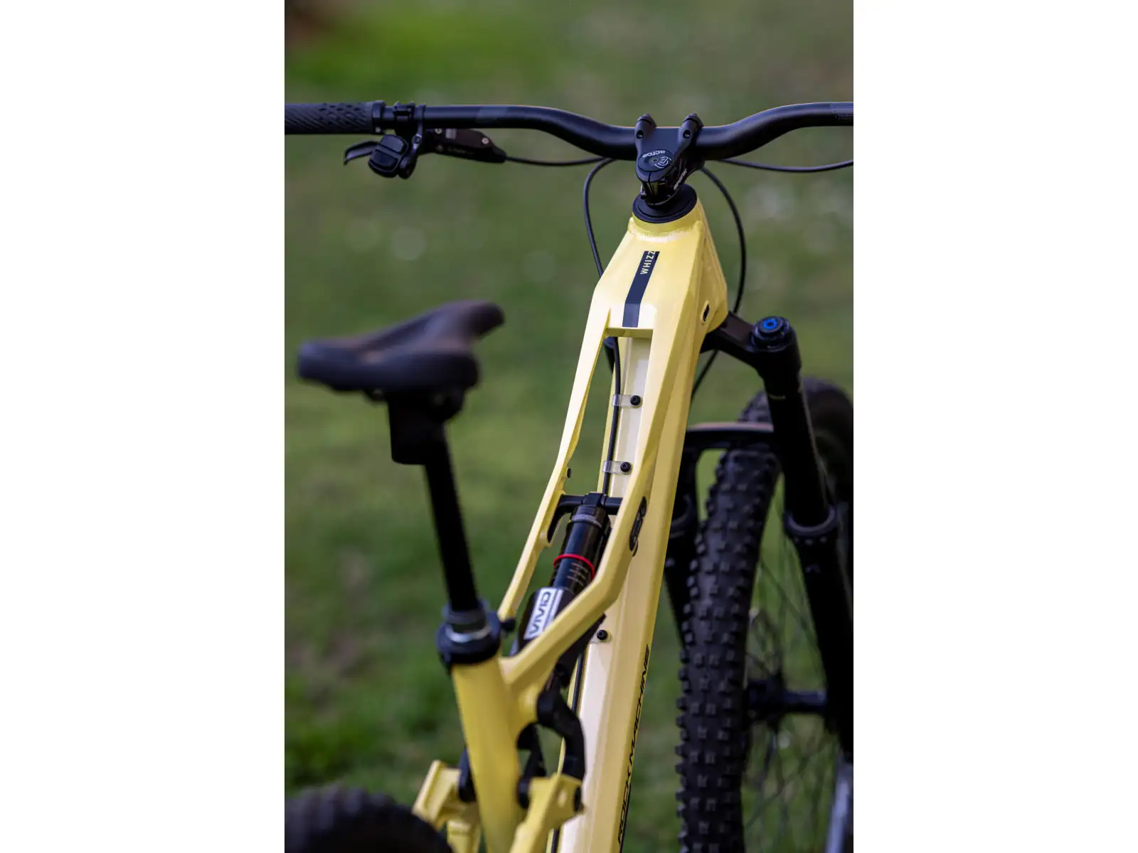 Rock Machine Whizz FS III 90 AXS mountain bike Panama Yellow