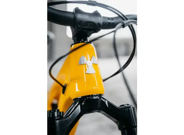 Nukeproof Reactor Alloy Pro 290 Eagle 90 full-suspension bike Yellow