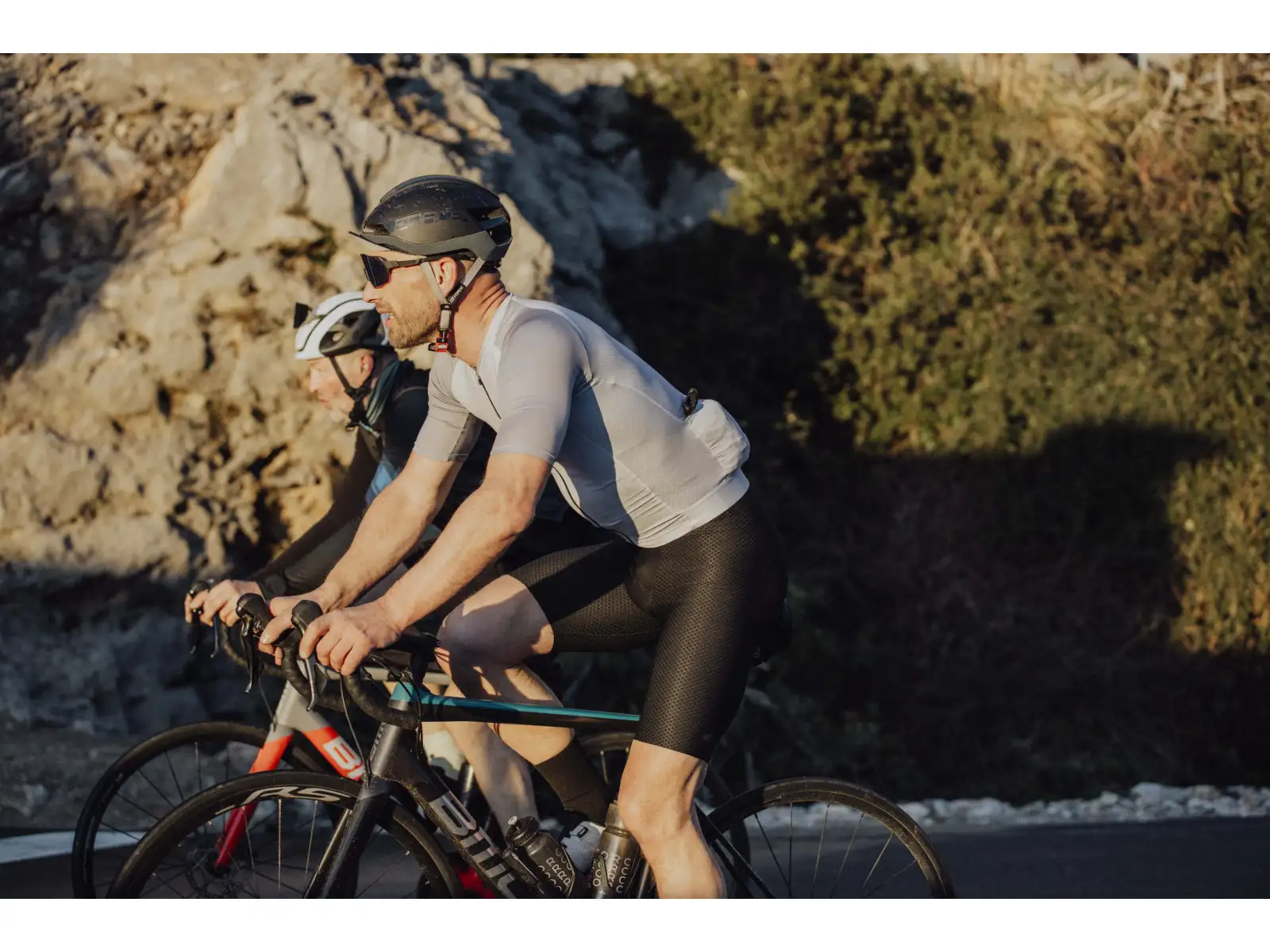 Force F Winner bib shorts with padding black