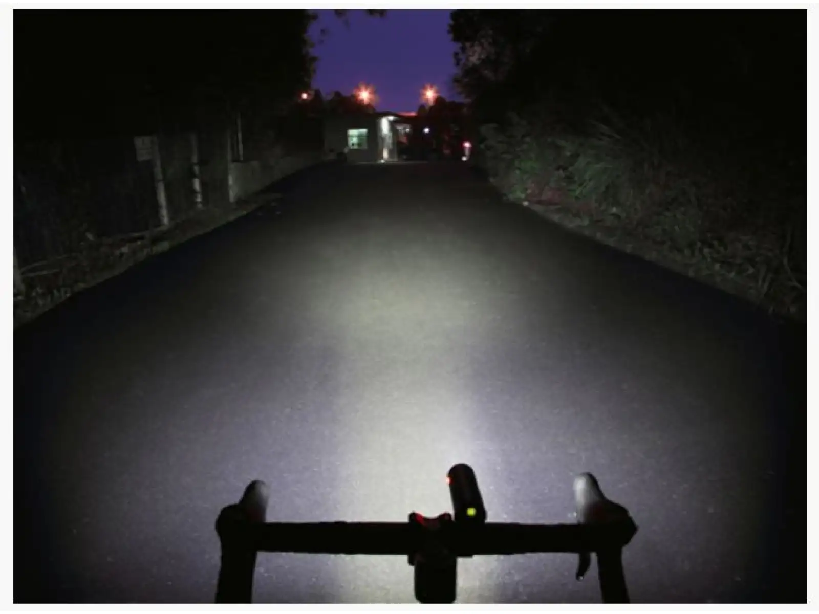 Ravemen CR1000 front light black