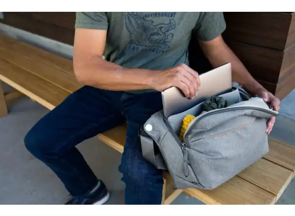 Peak Design Everyday Sling 6 l v2 backpack grey