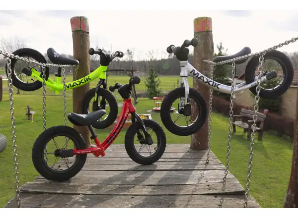Max1 Maxík Evo Lite balance bike yellow/black
