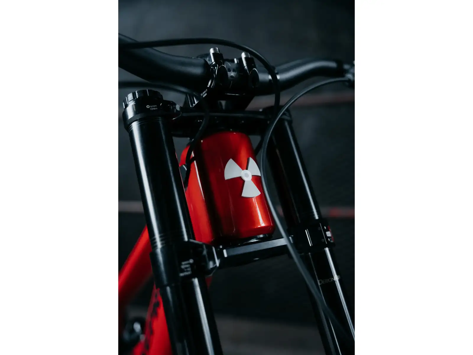 Nukeproof Dissent Carbon Pro 297 GX DH7 downhill bike Red