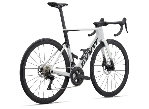 Giant Propel Advanced 2 road bike White