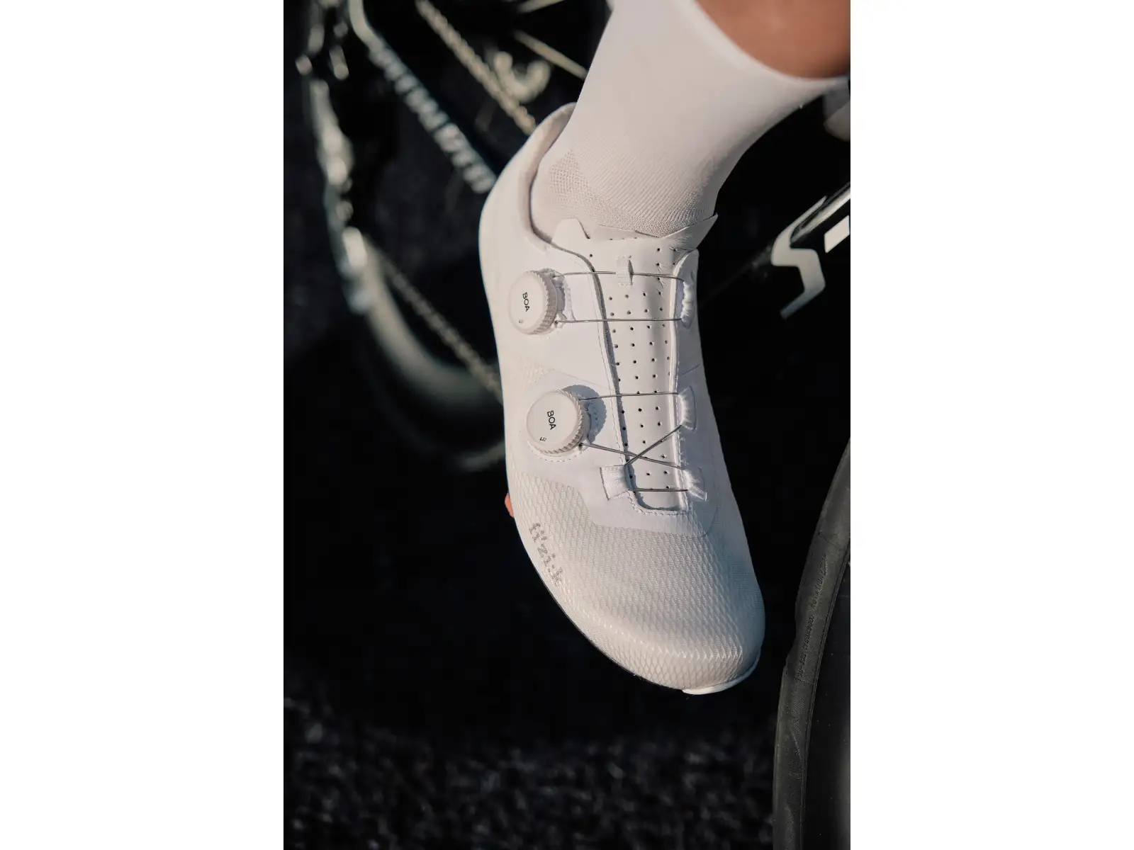 Fizik Tempo Lyra road cycling shoes White/White
