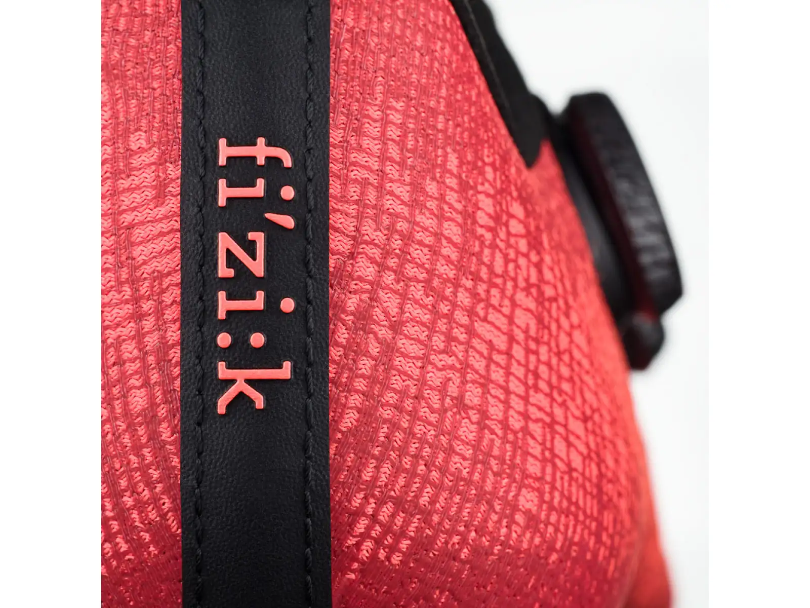 Fizik Vento Infinito Knit Carbon 2 road men's cycling shoes Coral/Black