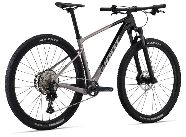 Giant XTC Advanced 29 2 mountain bike Black/Shell White