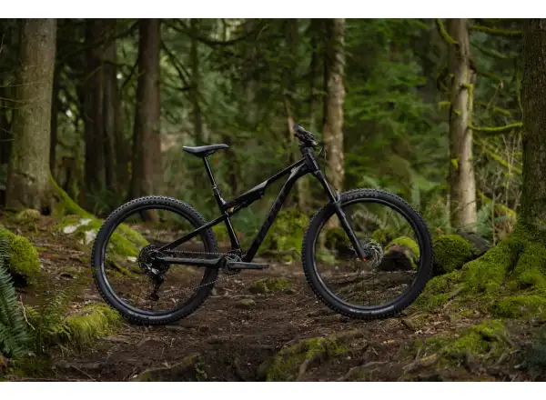 Giant Stance 2026 mountain bike Black
