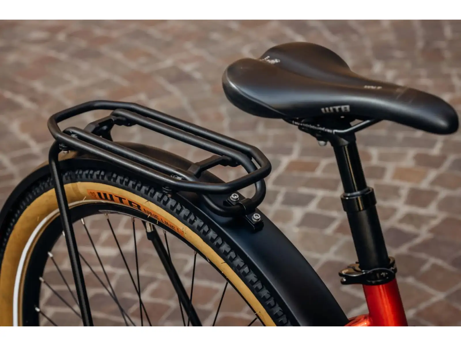 Rock Machine Storm e90-29 Metallic Orange/Silver trekking low-entry e-bike