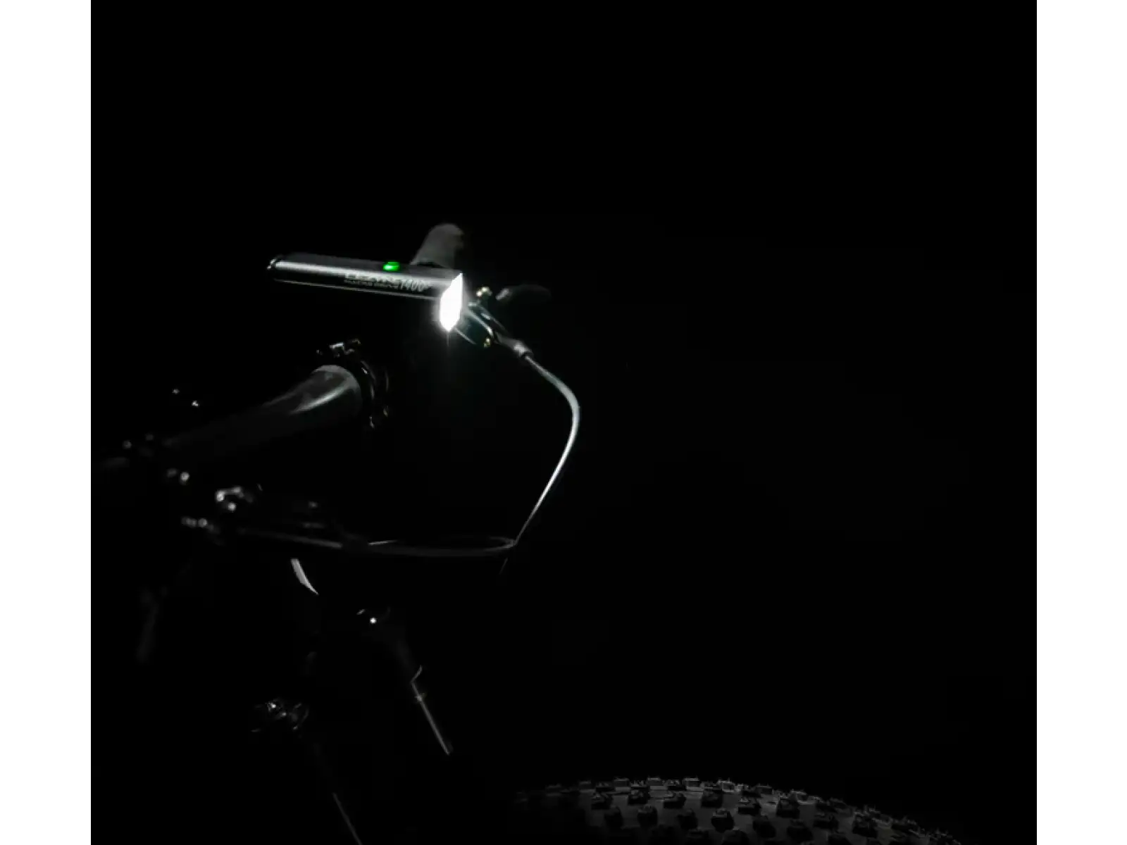 Lezyne Light Macro Drive 1400+ front light Satin Black