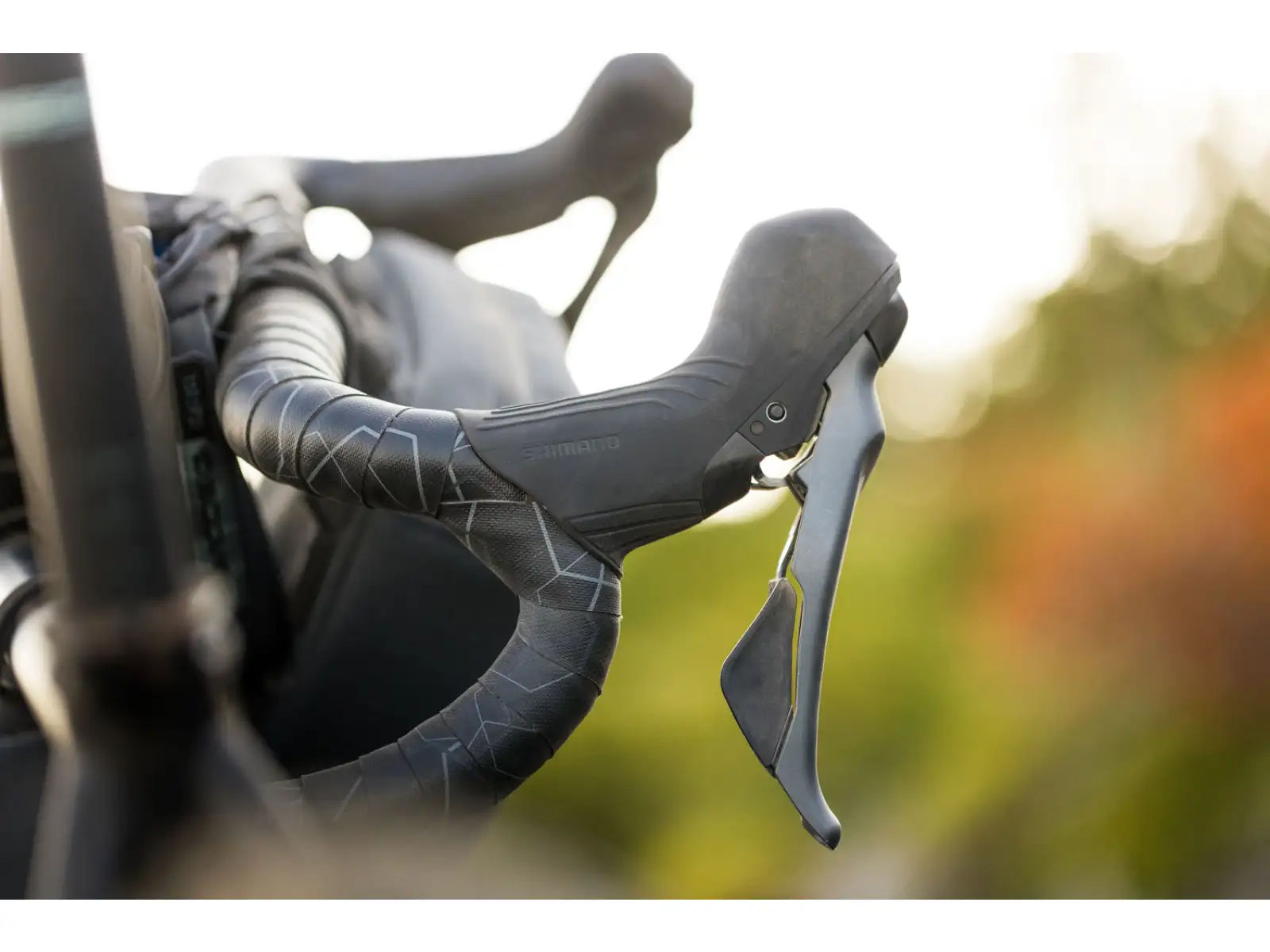 Shimano GRX ST-RX820+BR-RX820 Rear Disc Brake and 12-speed Shifter