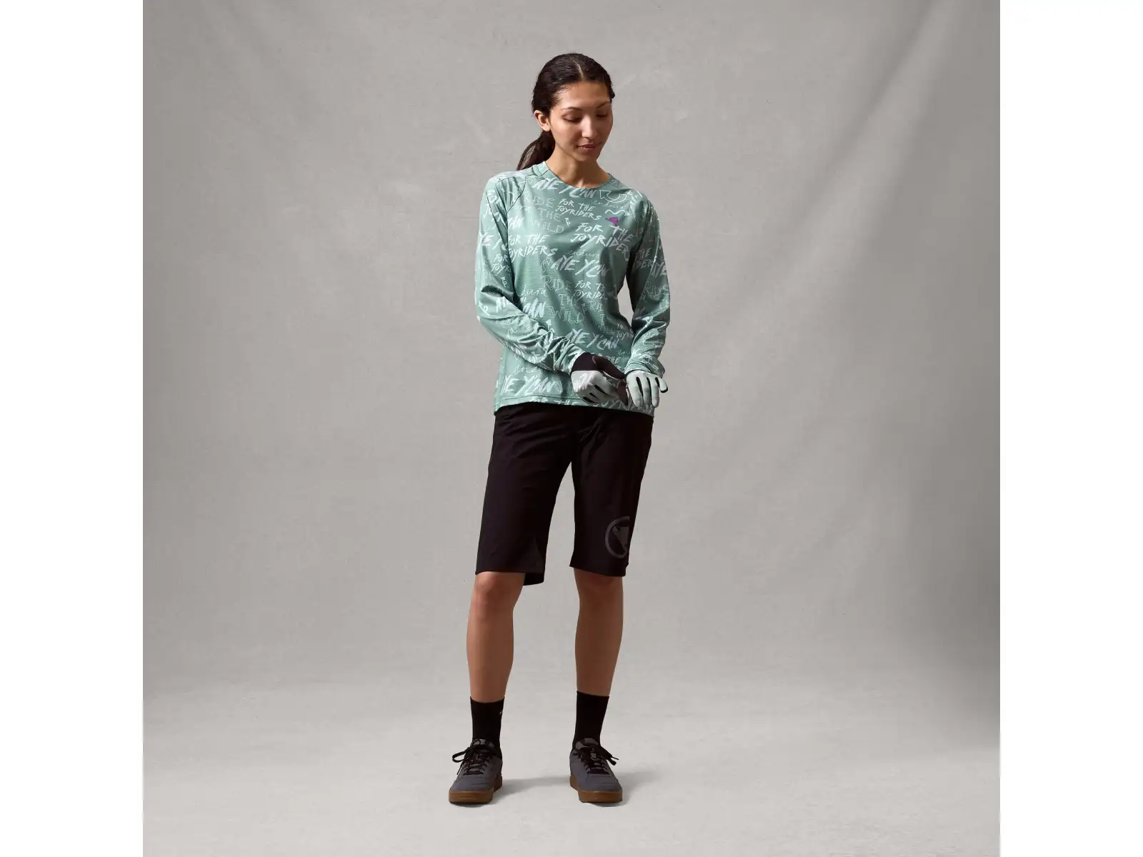 Endura SingleTrack women's long sleeve jersey Sage Green