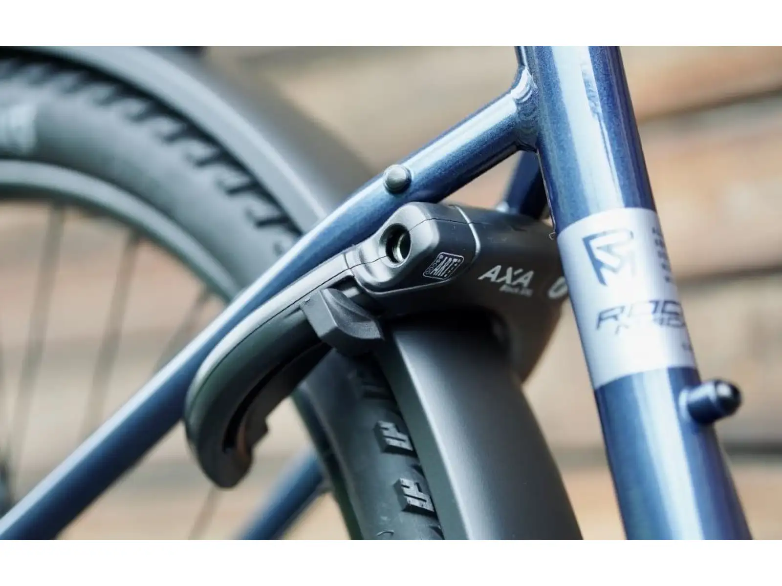 Rock Machine Crossride e450 hybrid e-bike Gloss Metallic Navy/Silver