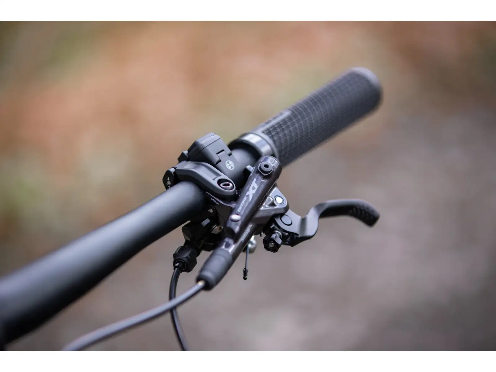 Superior iXF 9.7 full-suspension lightweight e-bike