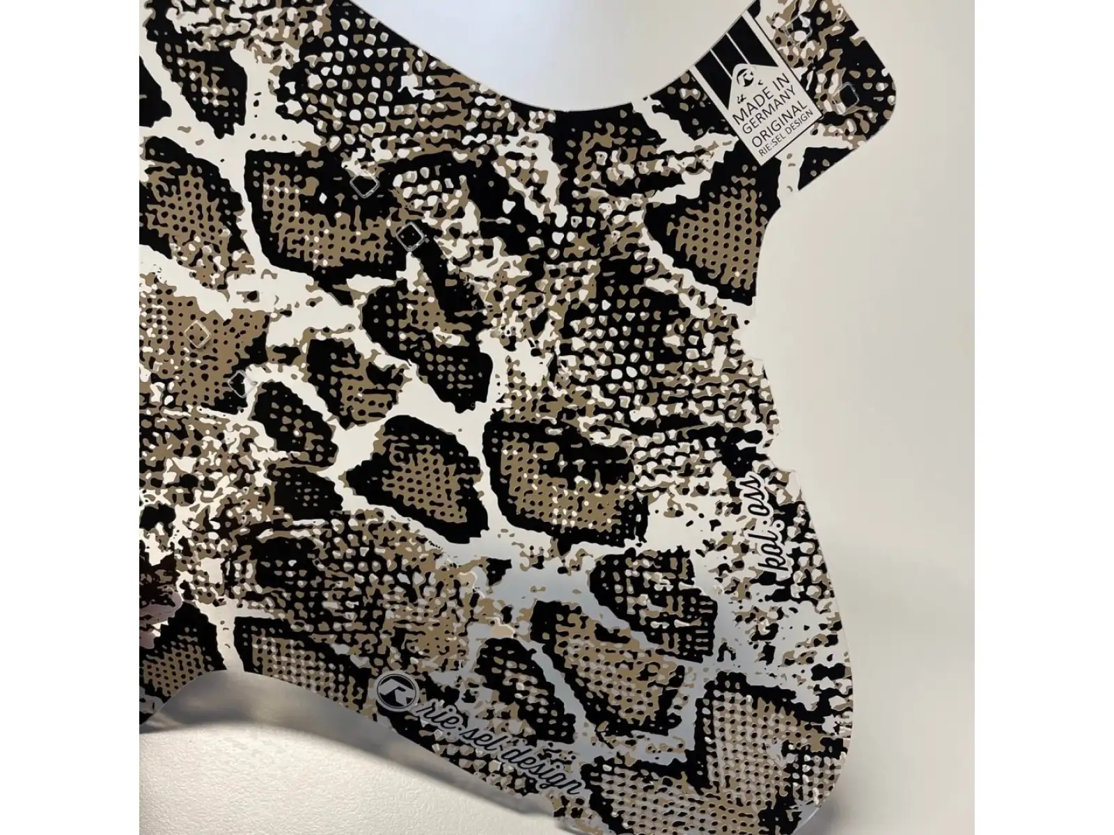 Rie:sel Design Kol:oss mudguard Snake