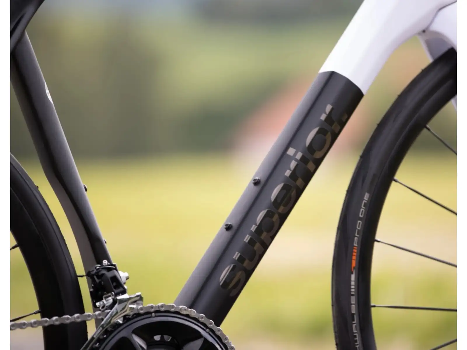 Superior X-Road 9.3 GF road bike matte carbon / white