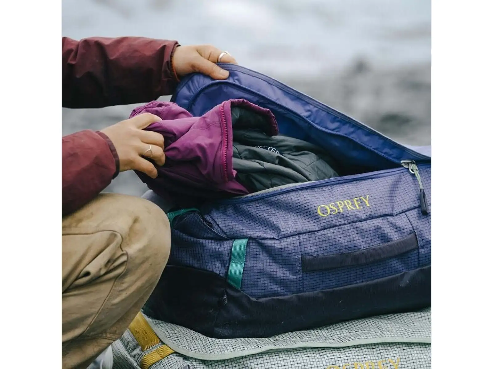 Osprey Transporter Duffel 40 travel bag Pine Leaf