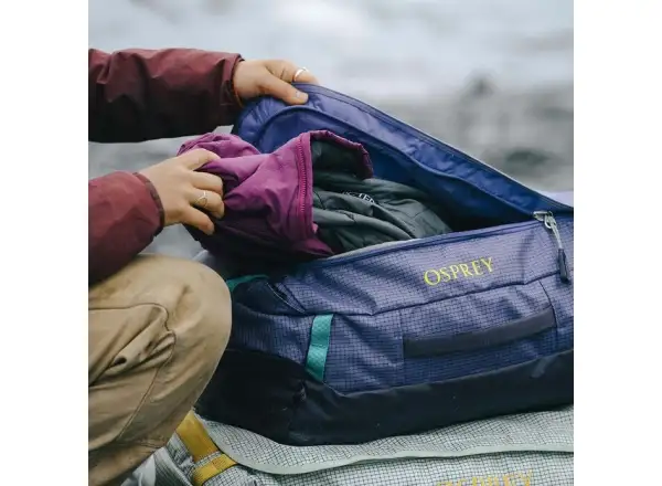 Osprey Transporter Duffel 40 travel bag Pine Leaf