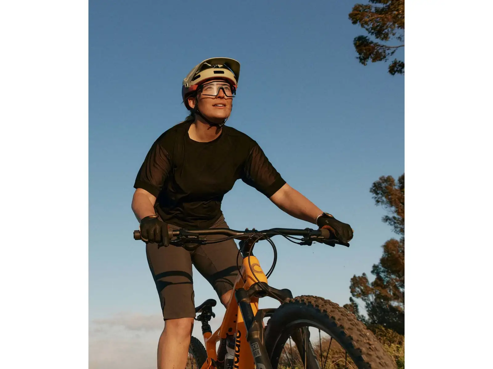 Cannondale Tract helmet Starry Night Black