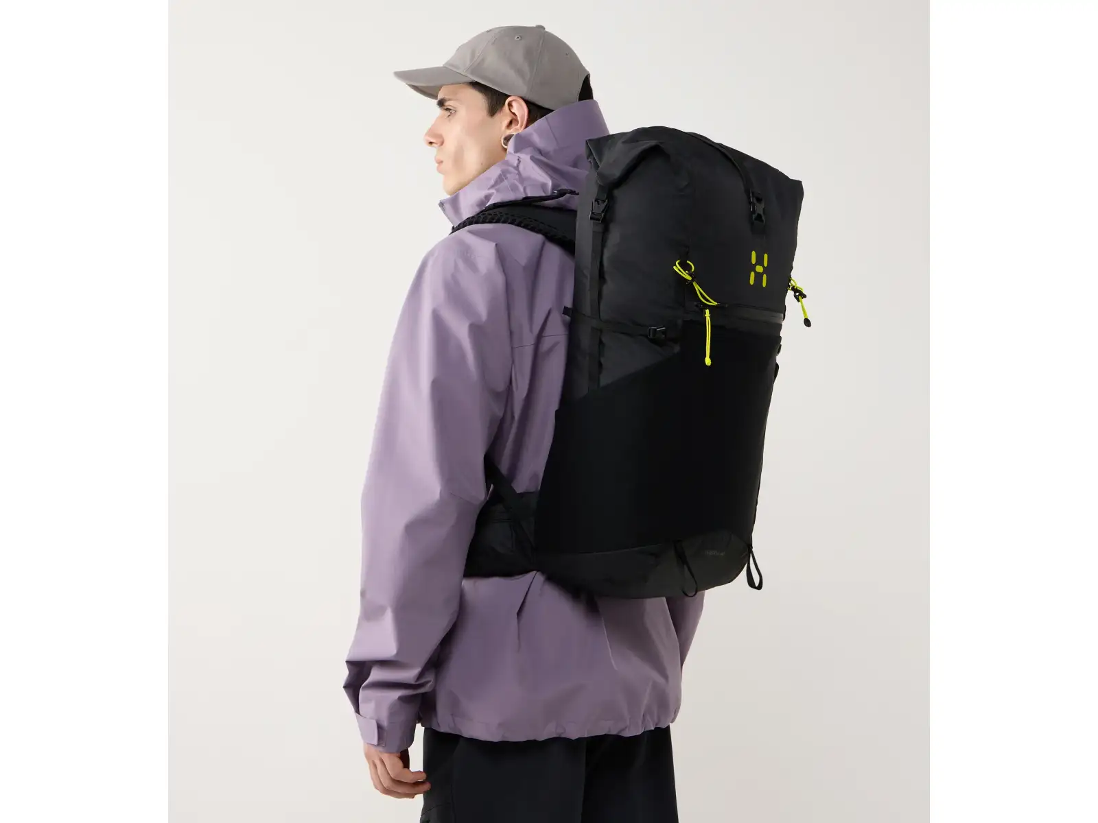 Haglöfs Magma Rolltop 40 WR Backpack 40 l True Black