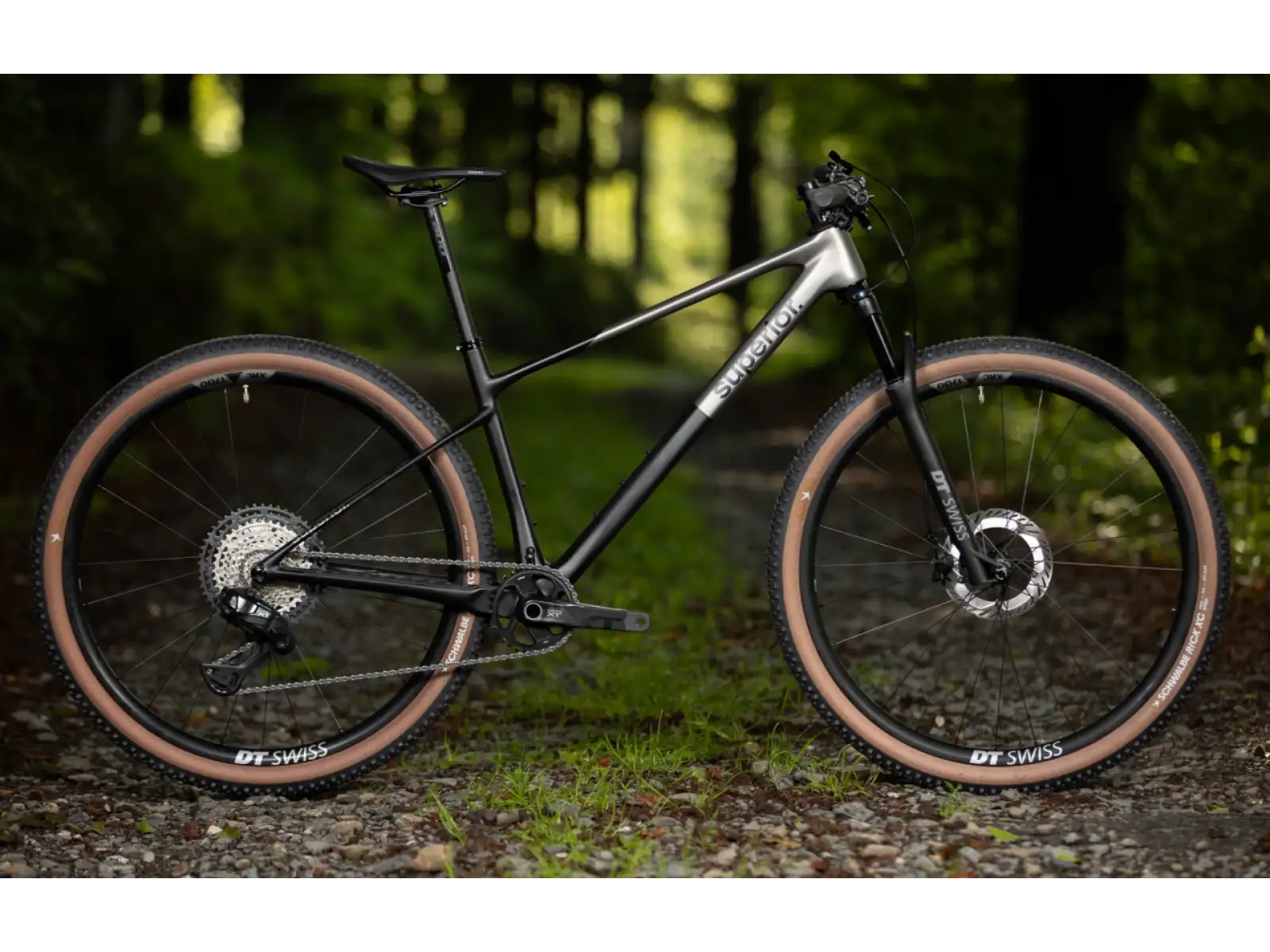 Superior XP 9.8 mountain bike Matte Carbon/Dark Chrome