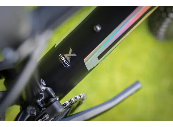 Superior Team 27 Issue Matte Black/Hologram Chrome/Team Red children's bike