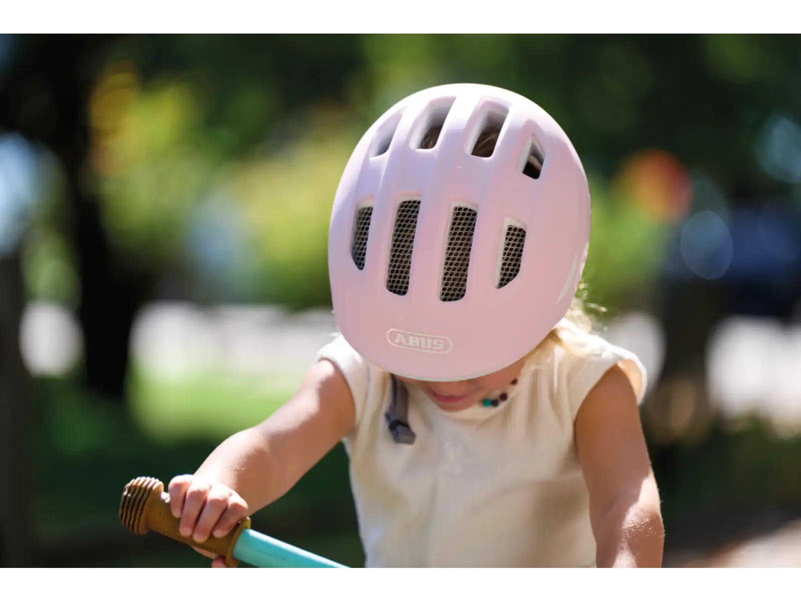 Abus Smiley 3.0 Ace LED kids helmet Pure Rose
