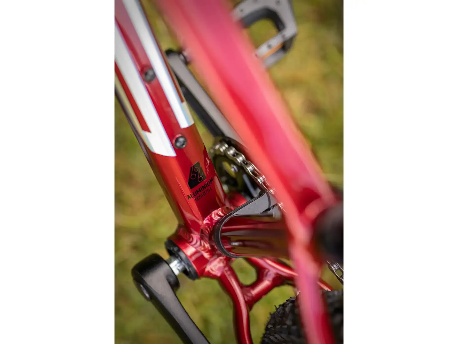 Superior Team 24 Gloss Dark Red/Hologram Chrome children's mountain bike