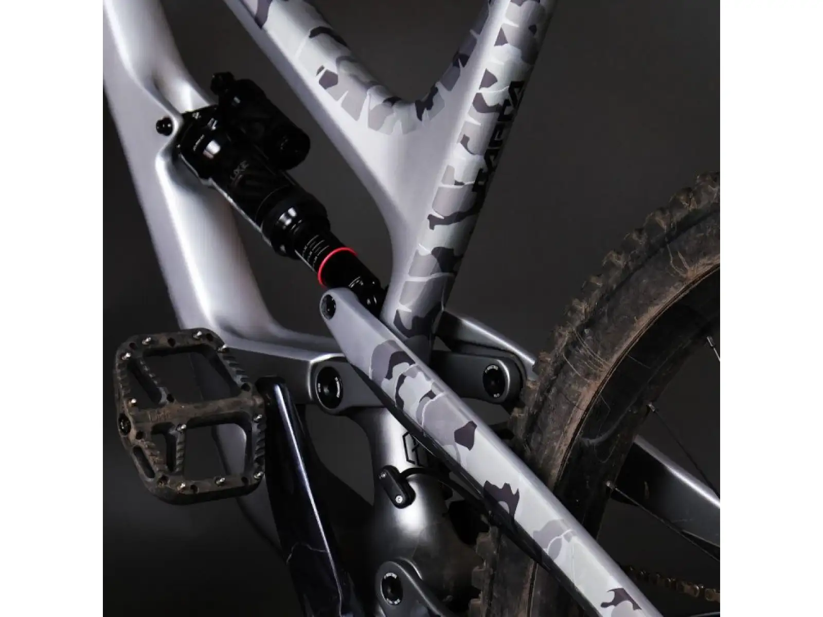 Unleazhed frame unscratch XXL protective films undercover glossy