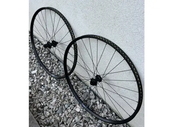 WTB ST i25/Formula laced gravel wheels freehub Shimano HG11 - REMOVED FROM THE BIKE