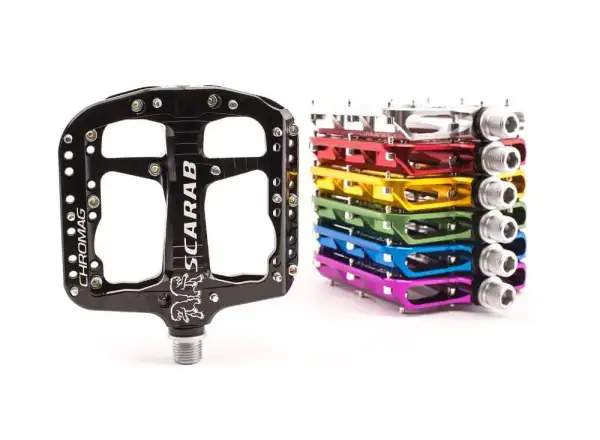 Chromag Scarab platform pedals Green