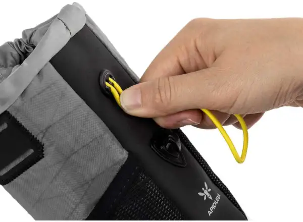 Apidura backcountry food pouch with mesh for handlebars 1.2 l