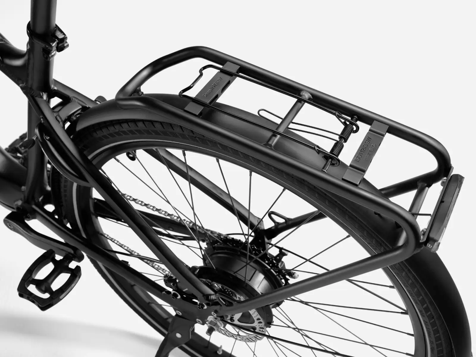 Cannondale Mavaro NEO SL 2 low-entry city e-bike Black Cherry