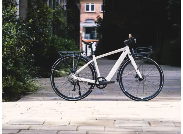 Momentum Voya E+3 city e-bike Lunar