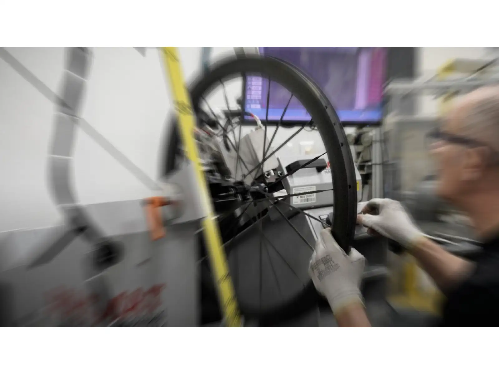 Mavic Comete 50 Disc CL road wheelset freehub Shimano HG11