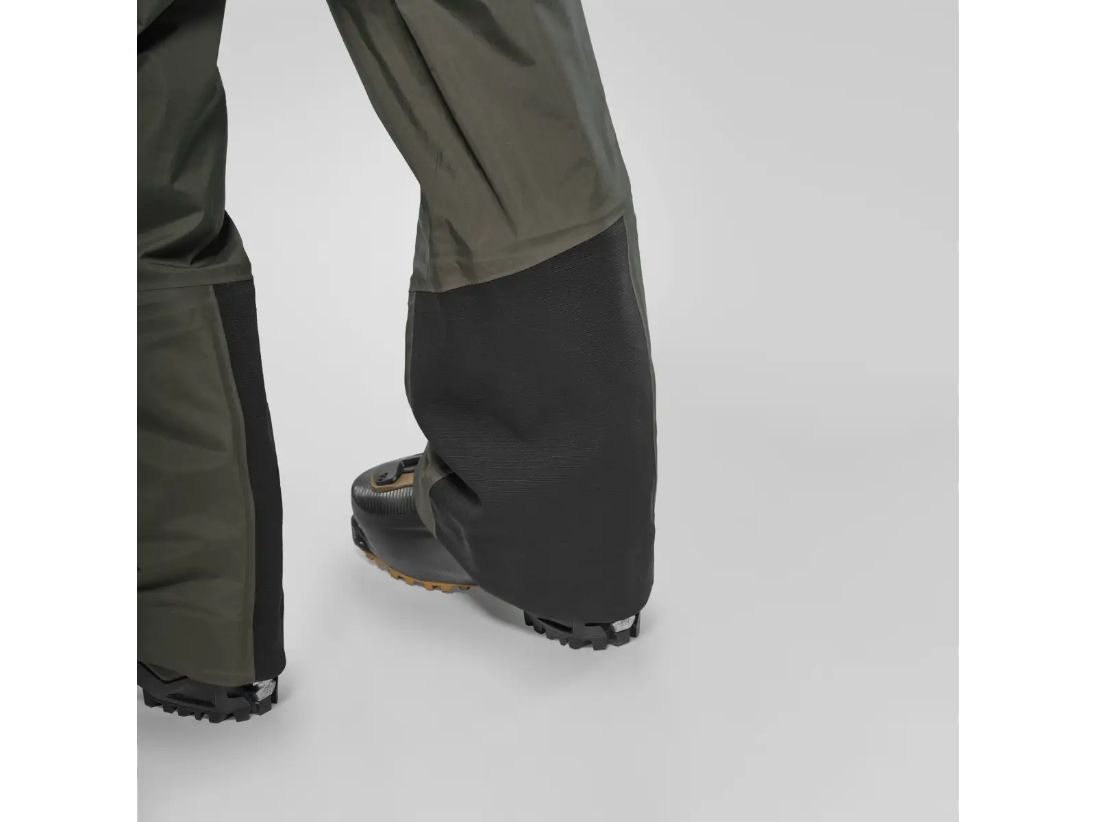 Salewa Sella 3L Powertex men's pants Dark Olive