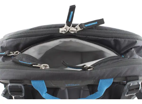 Pinguin Ace 27 winter backpack Petrol