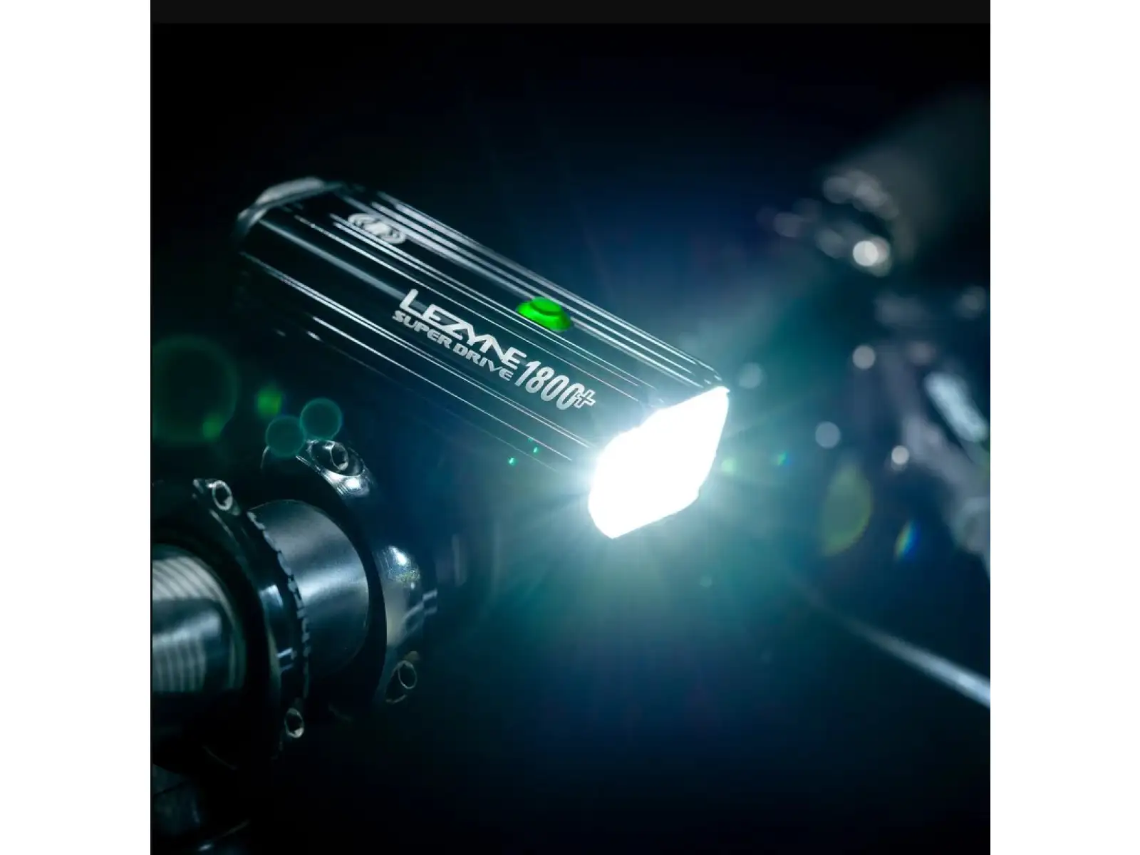 Lezyne Super Drive 1800+ Smart front light Black